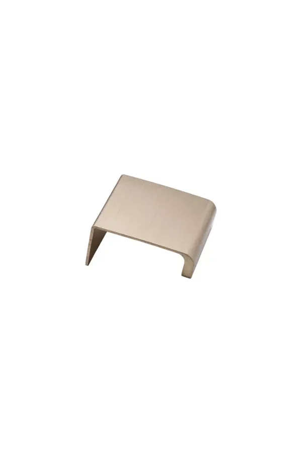 Ručica za nameštaj Artisan furnipart kraća – brushed brass dizajn
