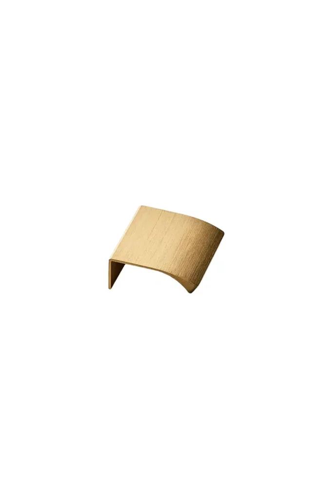 Ručica za nameštaj Edge Straight furnipart kratka – brushed brass dizajn