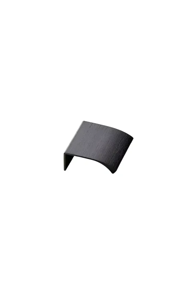 Ručica za nameštaj Edge Straight furnipart kraća – brushed matt black dizajn